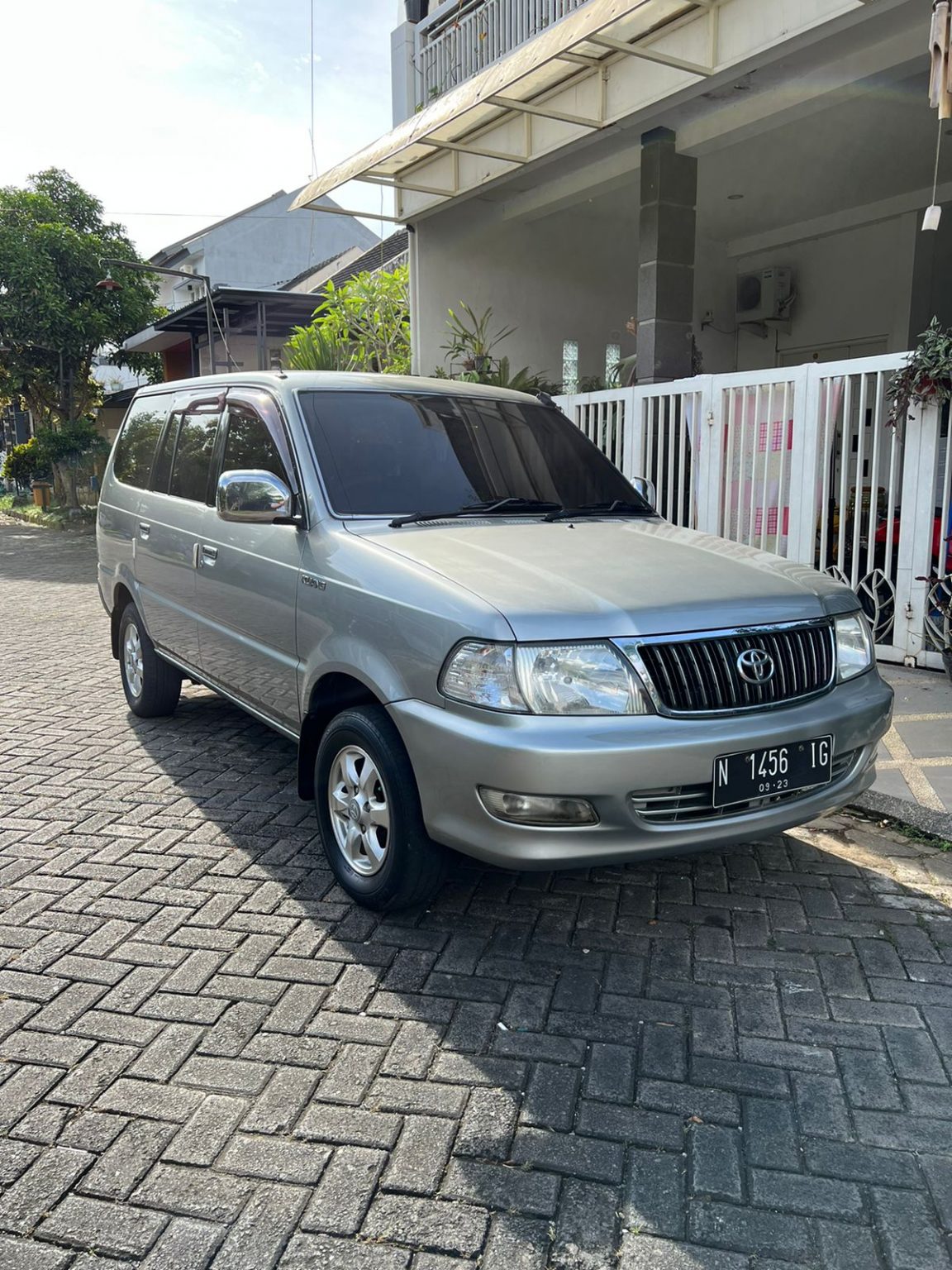 Harga Kijang Lgx 2004 Menggali Informasi Mengenai Harga Spesifikasi