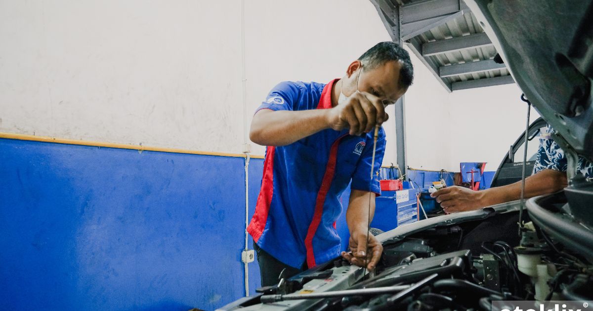 Kapan Harus Ganti Oli Transmisi Mobil Manual - Pengepul Mobil